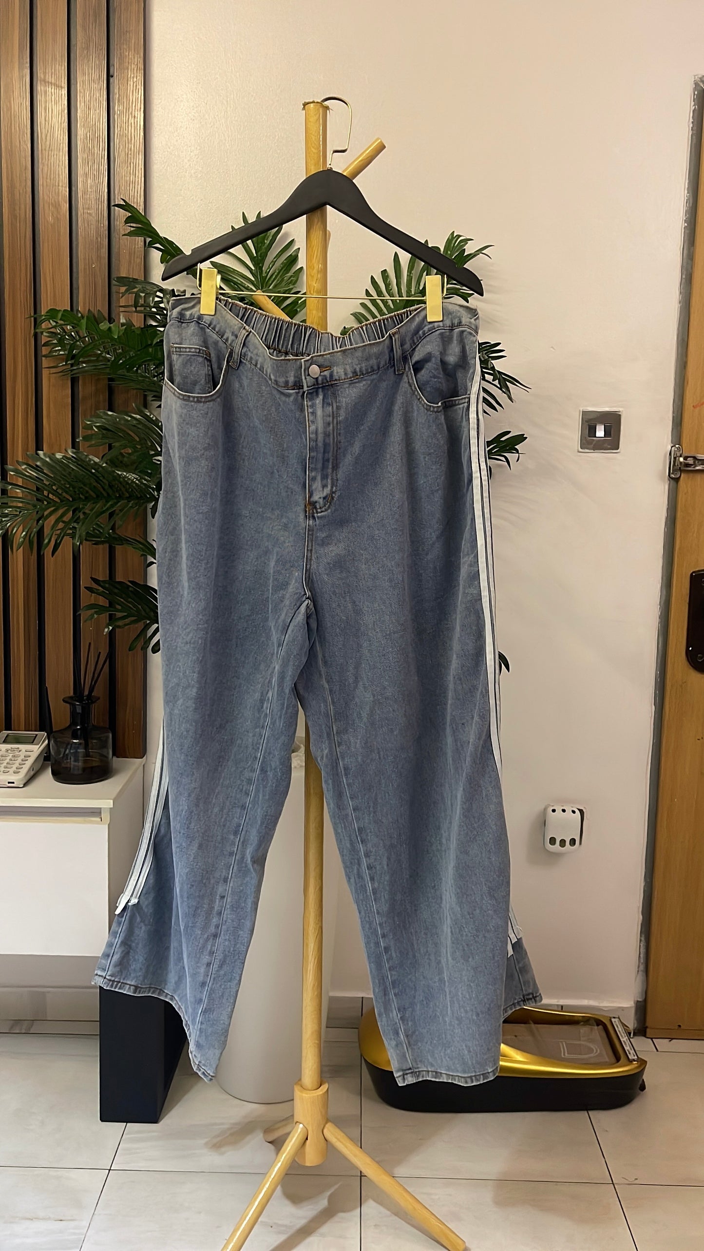 Blue Baggy Jeans