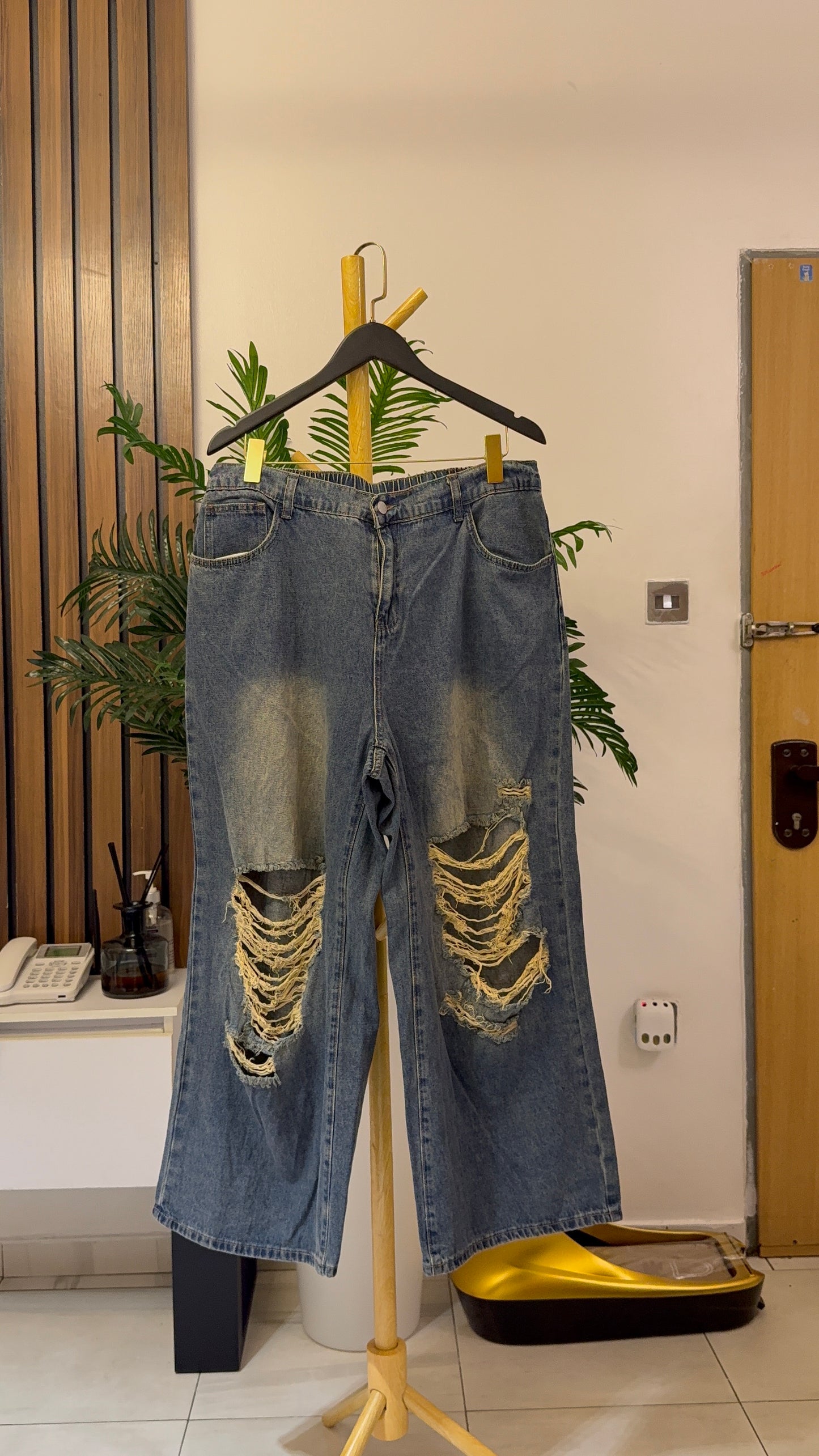 Blue Ripped Baggy Jeans