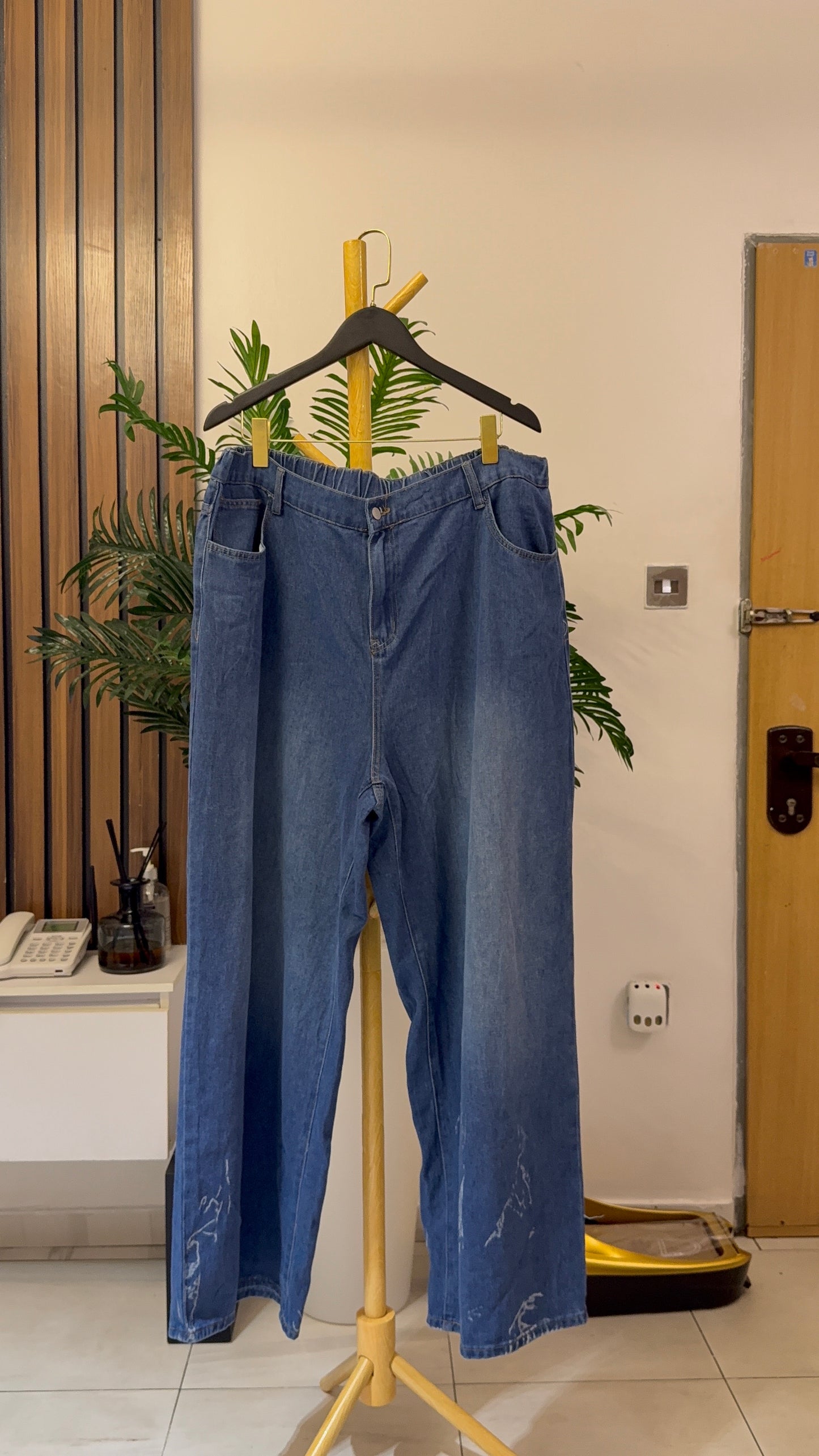 Blue Baggy Jeans