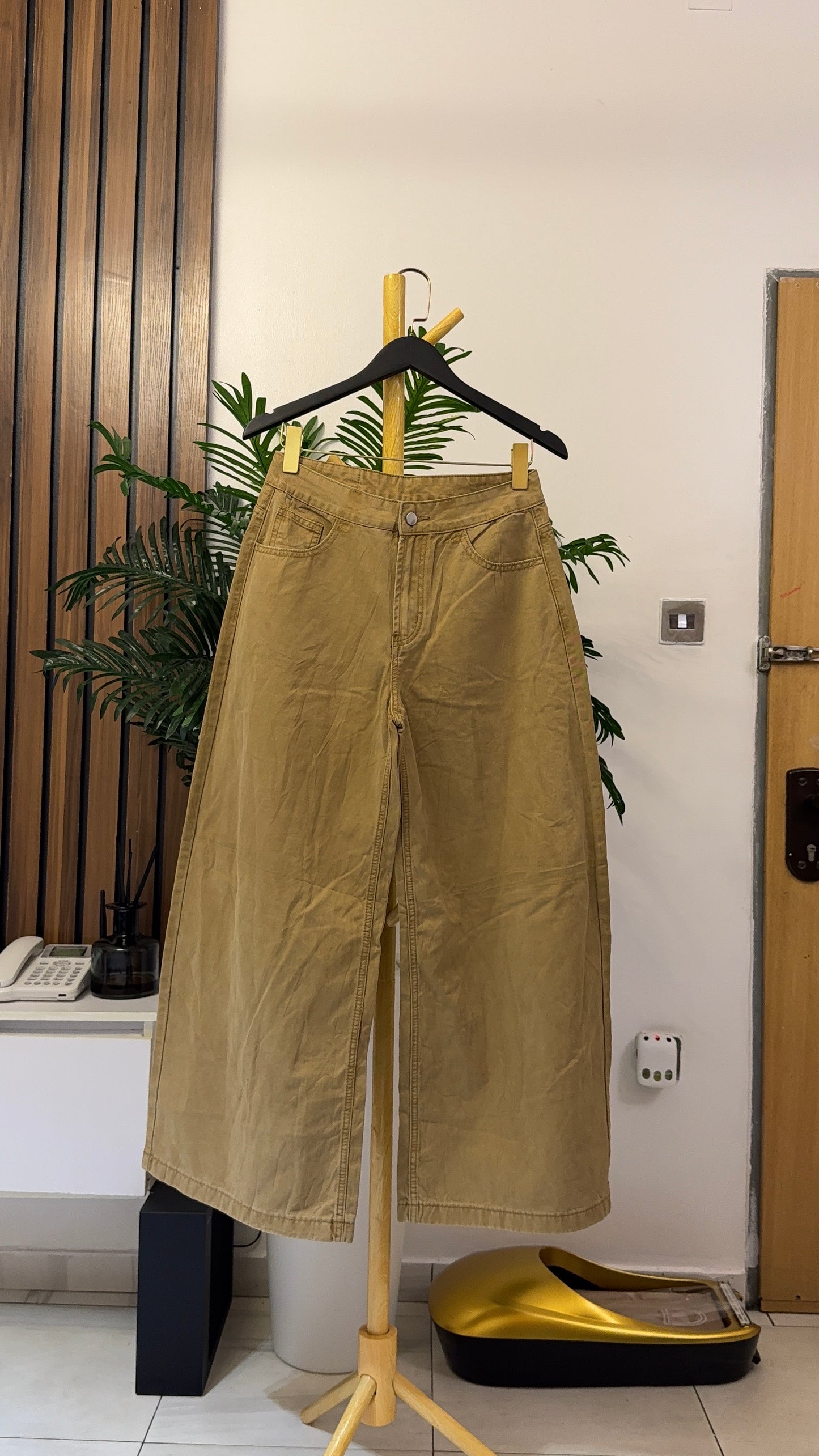 Brown Baggy Jeans