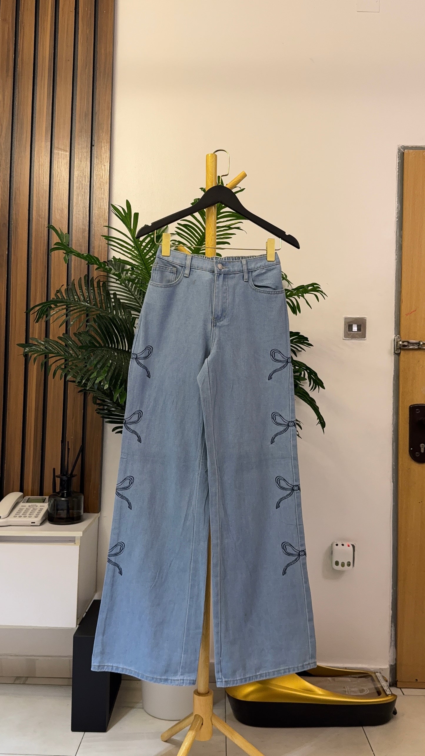 Blue Baggy Jeans