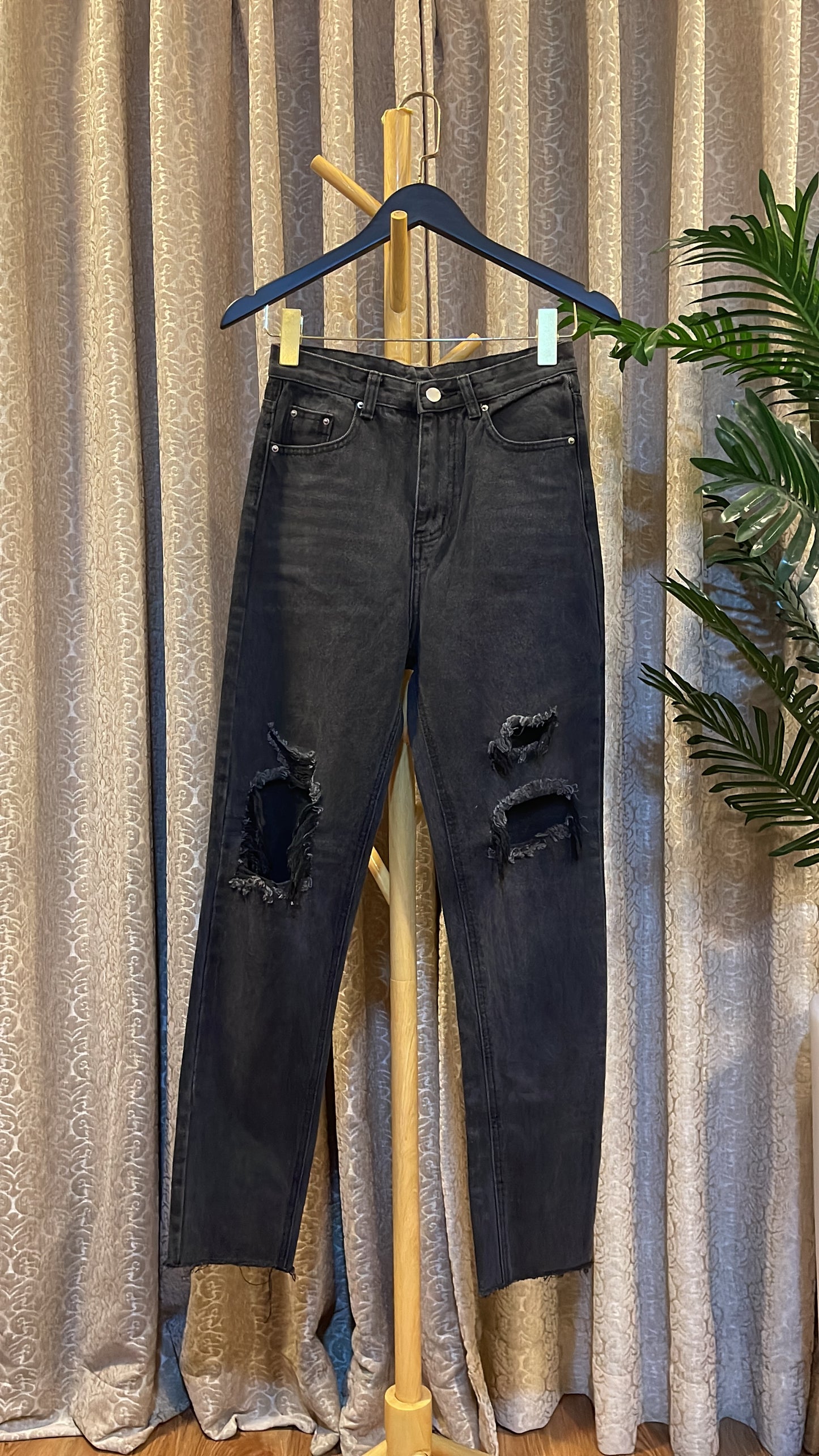 Gray Ripped Boyfriend Jeans