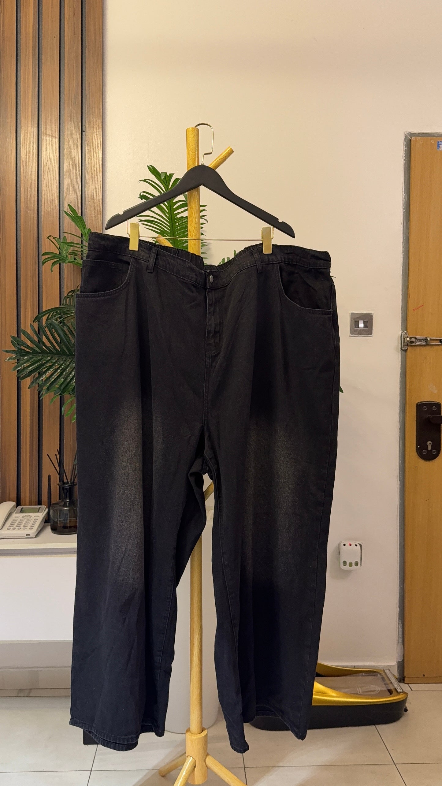 Black Baggy Jeans