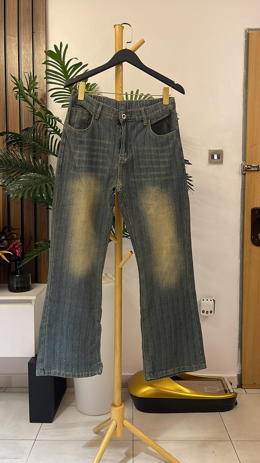 Dirty Boyfriend Jeans