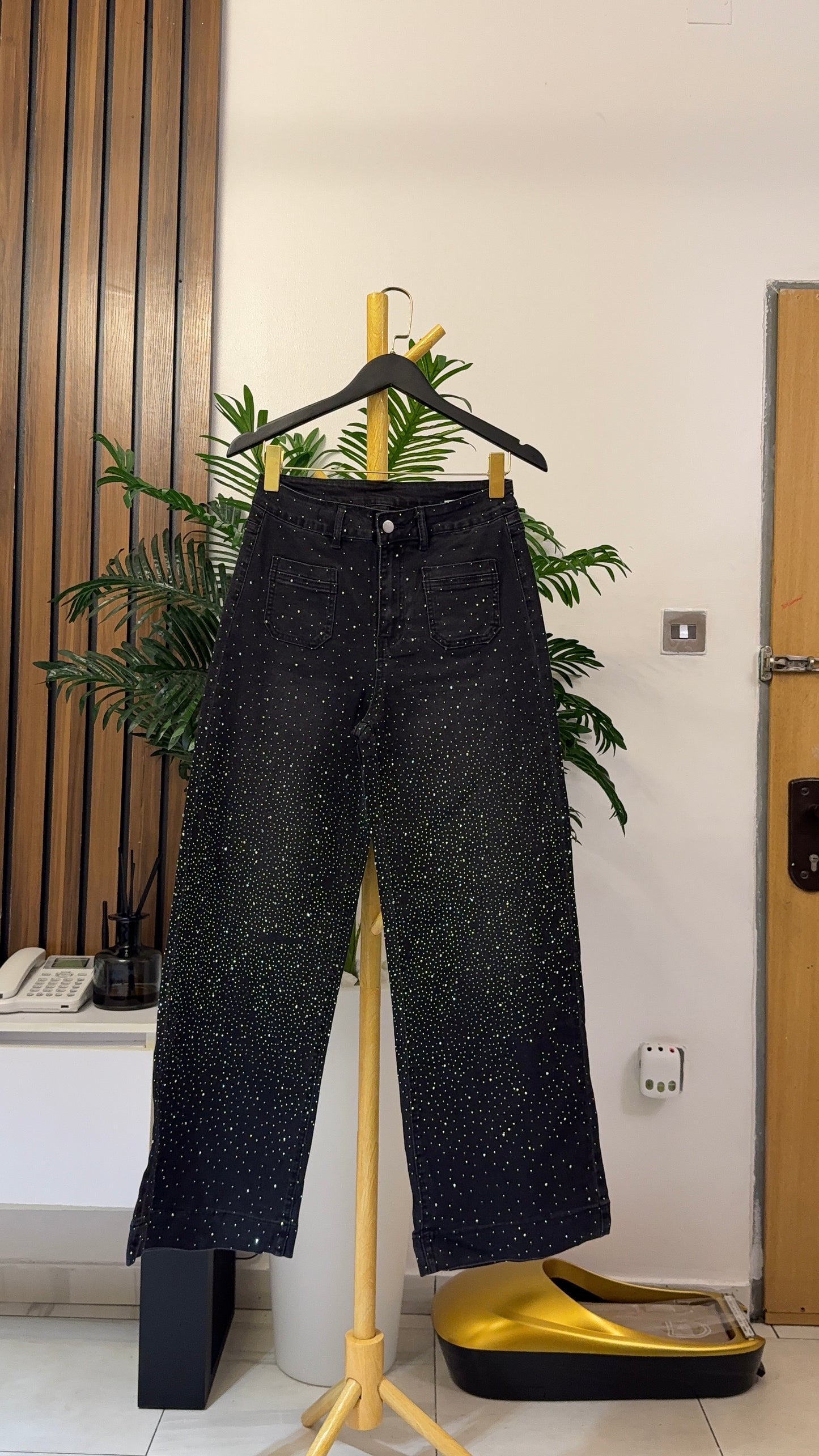 Black Stoned Baggy Jeans