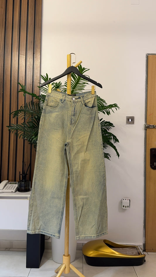 Dirty Baggy Jeans