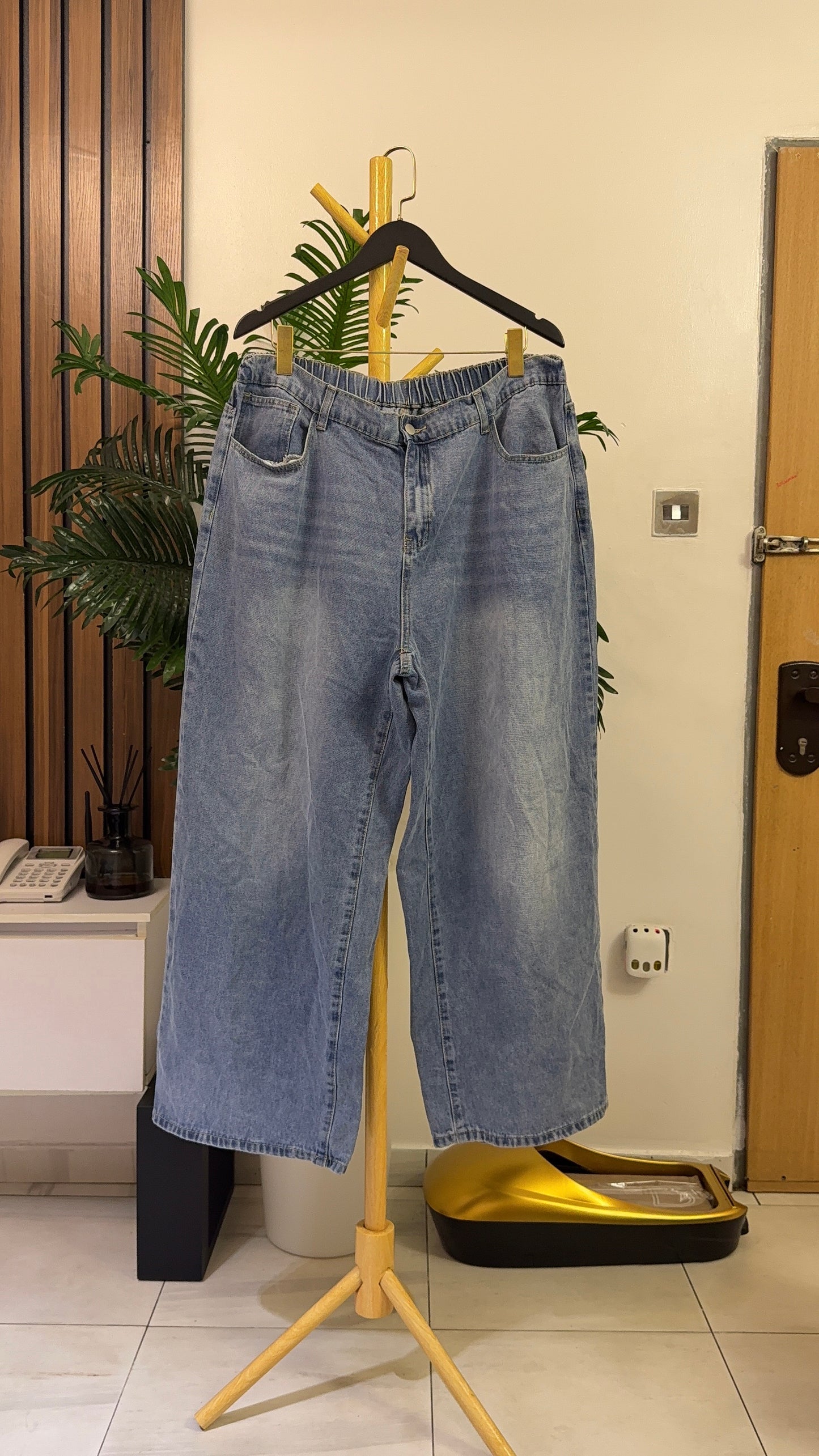 Blue Baggy Jeans