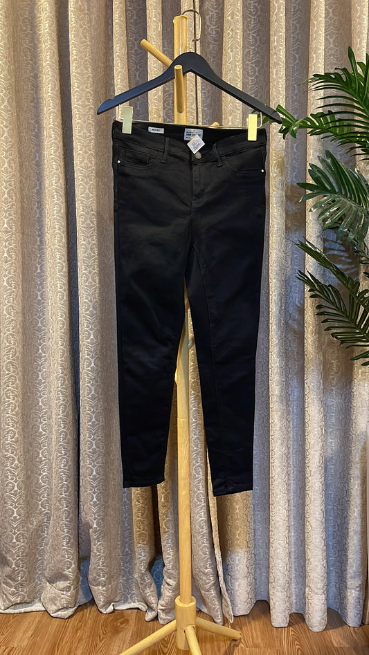 Black Skinny Jeans