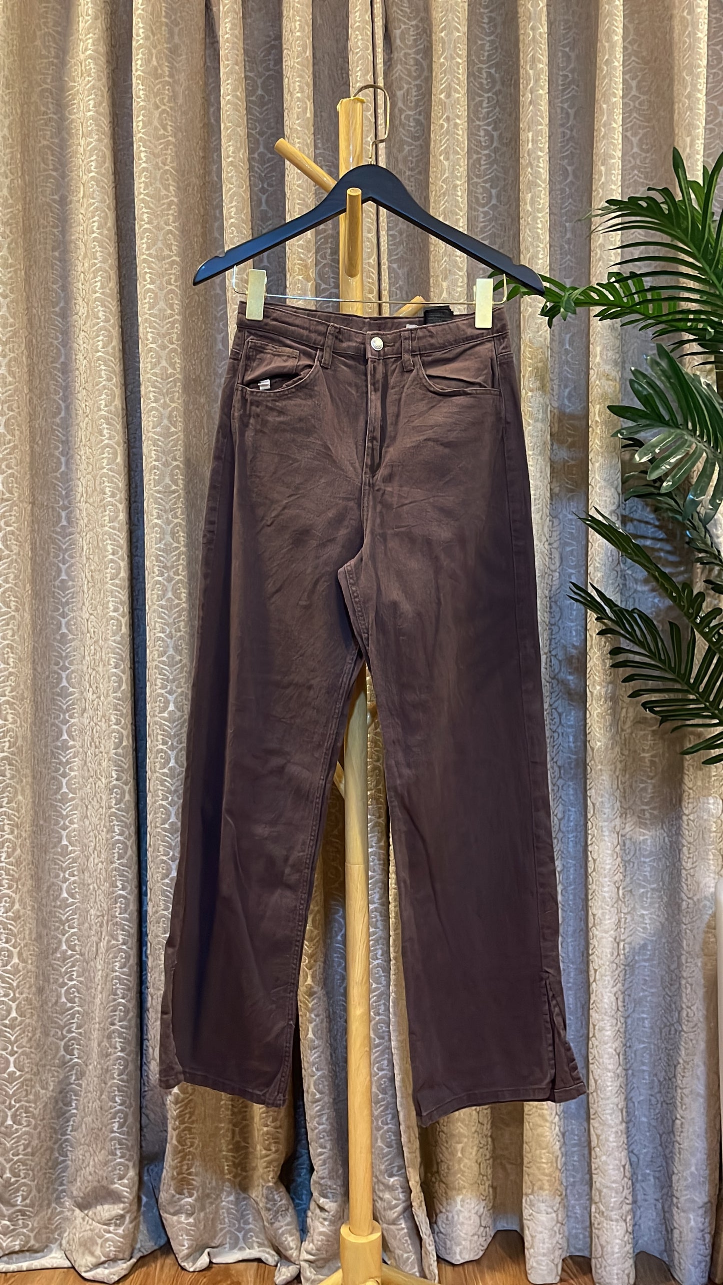 Brown Boyfriend Jeans